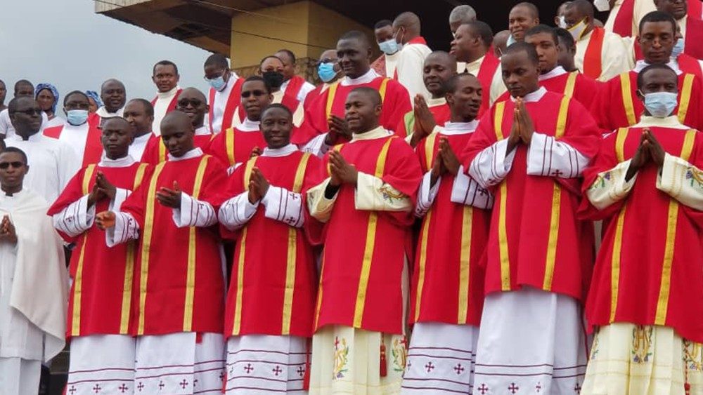 Ordinations diaconales dans l’archidiocèse de Bamenda au Cameroun