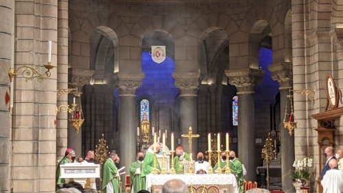 Messe à Monaco: le cardinal Parolin exhorte à abattre les murs et annoncer la paix