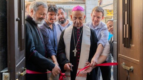 Archivbild: Eröffnung des „Christian Hope Centers“ in Damaskus mit Georges Abou Khazen, Apostolischer Vikar von Aleppo