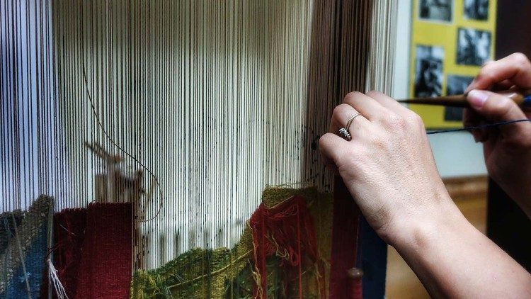 Technique used to create a tapestry. Photo: A. Poce © Musei Vaticani