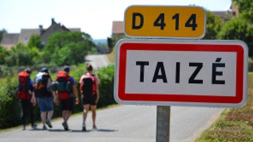 Mixed format for Taizé European gathering 