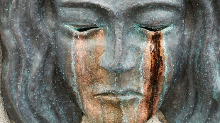 Sculpture de bronze représentant «les larmes, la tristesse et la désolation», le 29 août 2021.