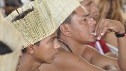 Indígenas na Amazônia