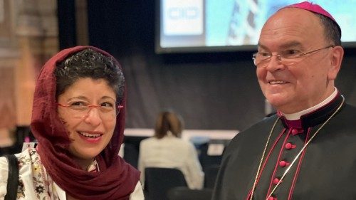Archivbild: Bischof Betram Meier (rechts) beim G20-Religionsgipfeltreffen in Bologna im September 2021