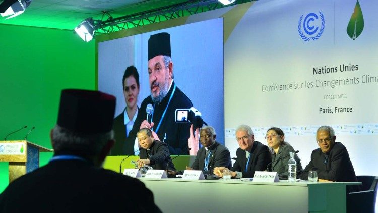 Entrevista coletiva com a delegação vaticana na COP21, Paris