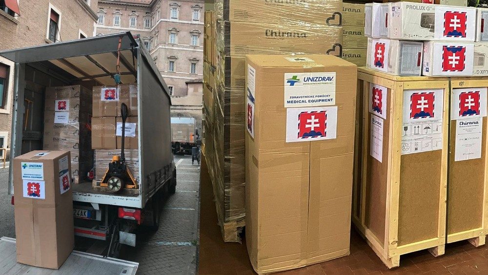 Humanitárny dar prezidentky Zuzany Čaputovej dorazil do Vatikánu 21. októbra