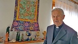 Cardinal Jozef Tomko, Prefect emeritus of the Congregation for the Evangelization of Peoples 