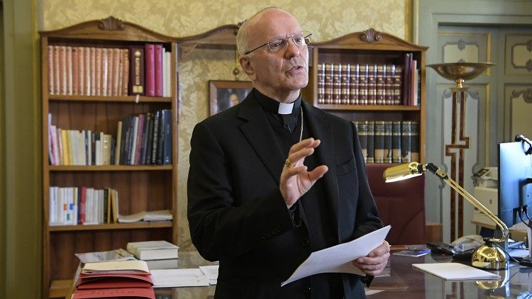 Mgr. Nunzio Galantino, président de l'APSA, au Vatican, le 8 novembre 2021. 