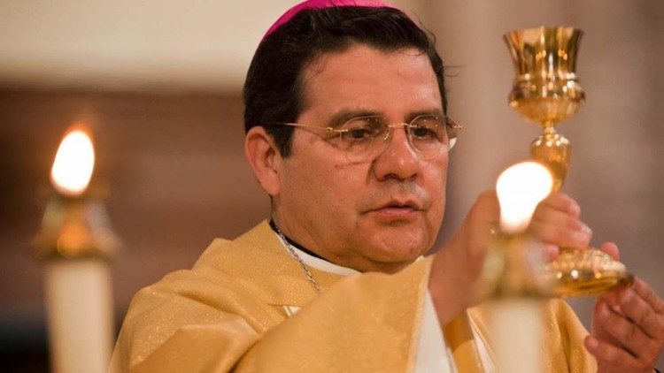 Đức cha Faustino Armendáriz, Tổng Giám mục giáo phận Durango, Mexico