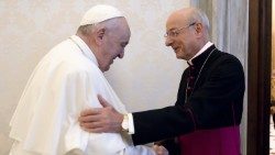 Papež Frančišek in msgr. Fernando Ocáriz, prelat Opus Dei (29. november 2021)