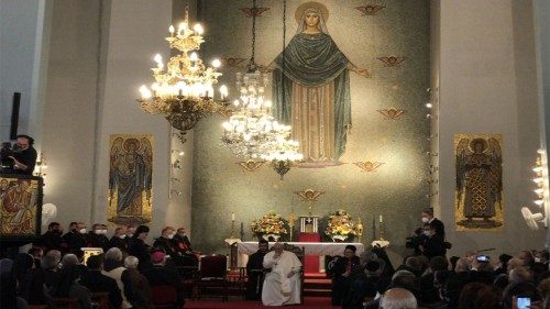 Påven till Cyperns katolska präster och ordensfolk: Kyrkan vill inte göra alla likadana
