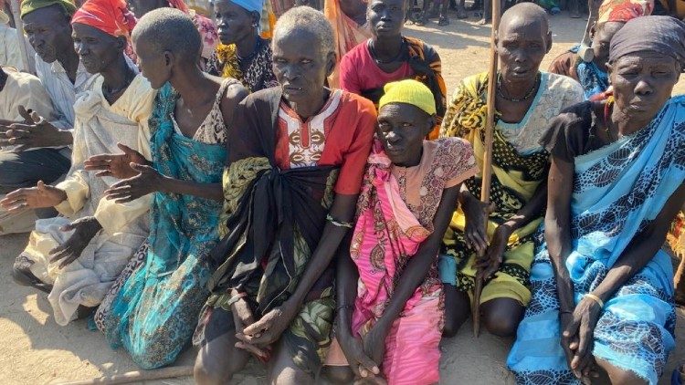 South Sudanese displaced by floods