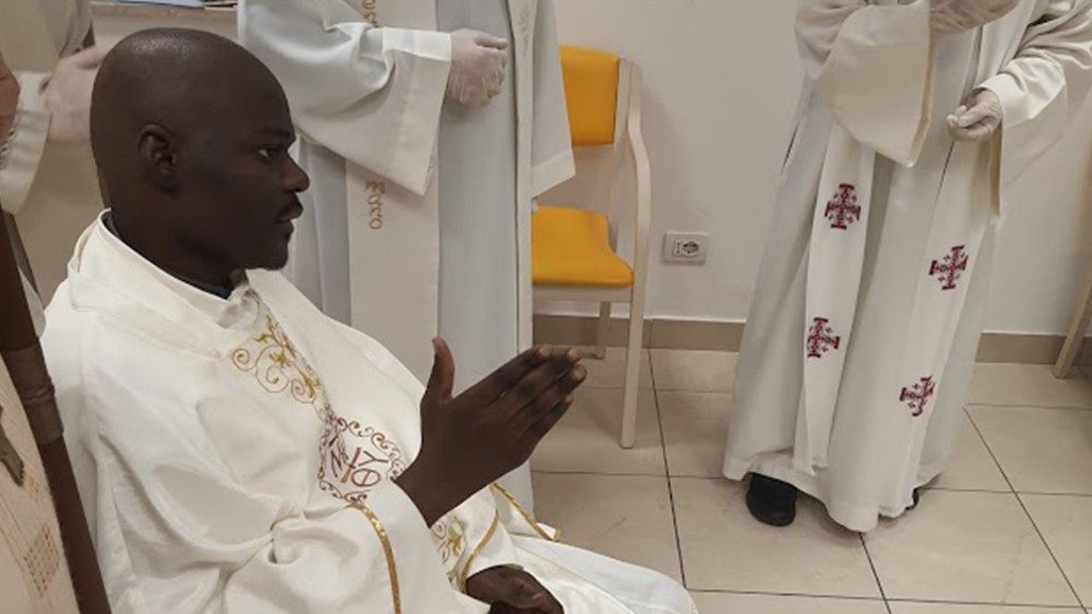 A ordenação sacerdotal do jovem religioso nigeriano