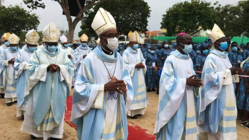 Bispos da Conferência Episcopal de Angola e São Tomé (CEAST)