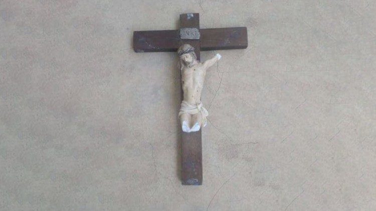 Jihadists destroyed a crucifix at the minor seminary