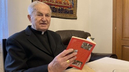 Telegrama del Papa por la muerte del "sabio hermano" Tomko