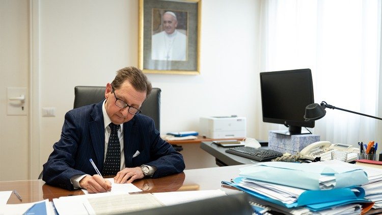 Office of the Auditor General - Alessandro Cassinis Righini in his office