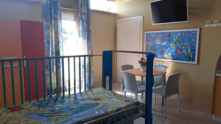 Стая към отделението за педиатрични палиативни грижи към педиатричната болница Bambino Gesù