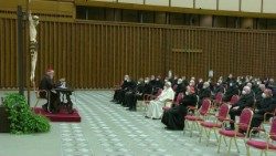 Il Papa e la Curia romana in Aula Paolo VI per la terza predica di Quaresima tenuta dal cardinale Raniero Cantalamessa