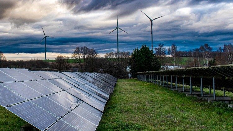 Impianti fotovoltaici essenziali per la transione ecologica