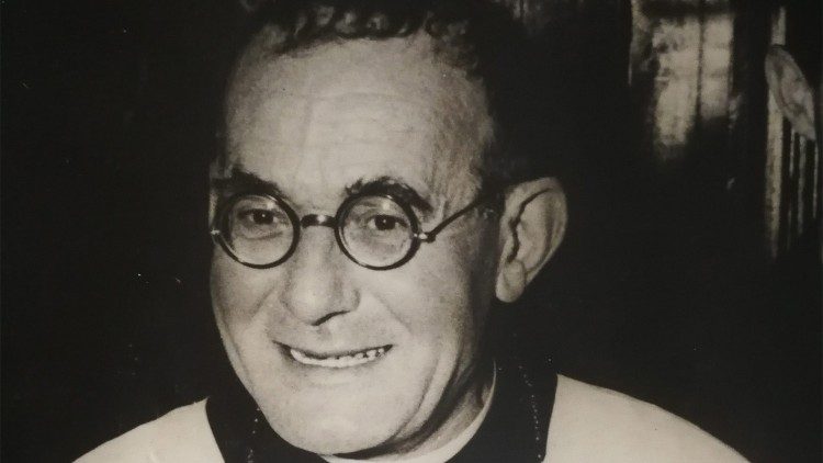 Padre Justino Russolillo, fundador de la Sociedad de las Divinas Vocaciones - Vocacionistas 