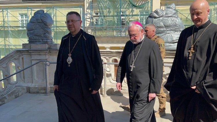
                    Archbishop Gallagher: ‘Seeing war in Ukraine on TV is not same as in person’
                