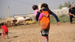 Crianças em campo de refugiados na Síria