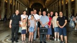 Une délégation slovaque participant à la 10e rencontre mondiale des familles à Rome. 