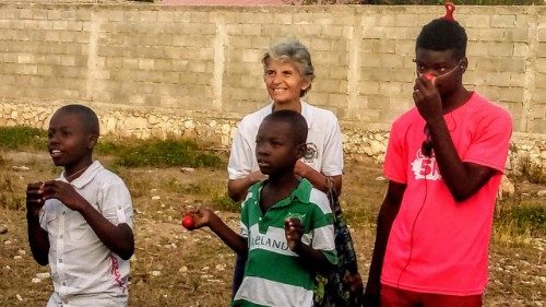 Los niños de Haití recuerdan a Sor Luisa Dell'Orto