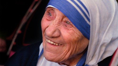 Agradecimiento del Papa a tres ejemplos de caridad vividos en memoria de Madre Teresa