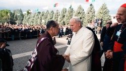 Św. Jan Paweł II na spotkaniu w Asyżu  27.10.1986 r.