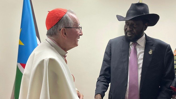 
                    Cardinal Parolin in South Sudan: ‘The Pope has you in his heart and prays for peace'
                