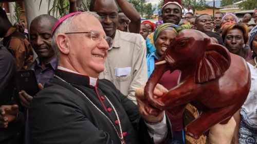 Cameroun: le Nonce apostolique en visite à Nkongsamba