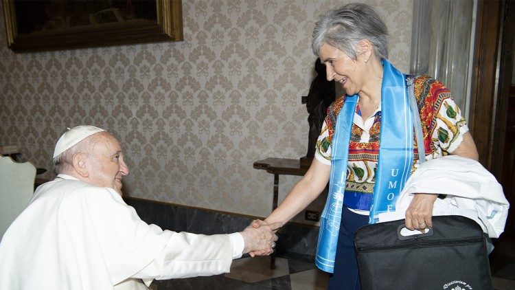 María Lía Zervino, presidenta de la UMOFC, se reunió con el Papa Francisco el 11 de junio de 2022. En la audiencia también participaron otros representantes de la organización. 