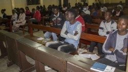 Jovens da Beira (Moçambique) durante a V Semana Nacional "Fé e Compromisso Social"