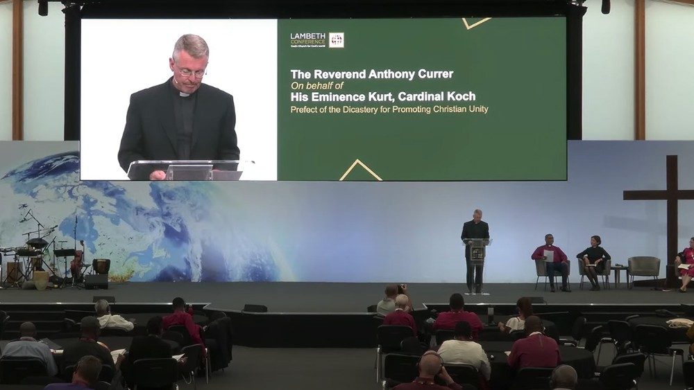 Un momento della lettura dell'intervento del cardinale Koch alla Conferenza di Lambeth