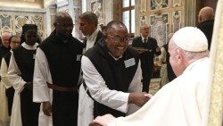 Папа Франциск на встрече с монахами-траппистами (Ватикан, 16 сентября 2022 г.)
