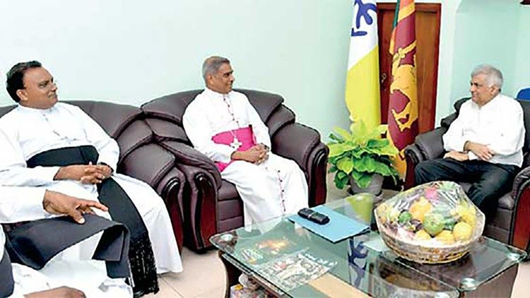 2022.10.03 vescovo dello Sri Lanka, il presidente