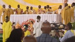 Mše svatá, která zahájila jubileum katolické církve v Burundi v říjnu roku 2022.