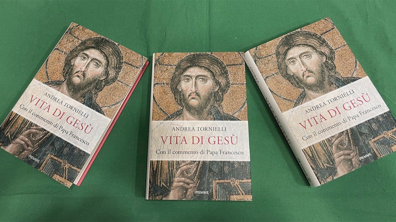 "Vita di Gesù", un'avventura nella bellezza dei Vangeli: presentato a Roma il libro di Tornielli 
