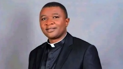 2022.10.18 El padre Joseph Igweagu, secuestrado en Nigeria el 12 de octubre