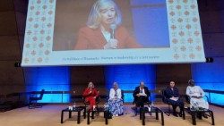 Bild einer UNESCO-Koferenz 2022 in Paris