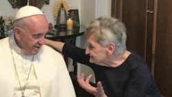 Jedno z minulých setkání papeže a sestřenice Carly Rabezzanové 