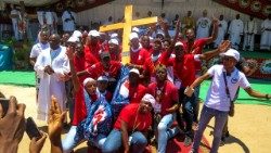 Jovens de Maputo (Moçambique) acolhem a Cruz da JNJ