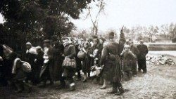 Deportación de hebreos a Polonia durante la segunda guerra mundial 