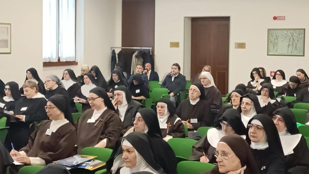 Networking Sisters: i monasteri italiani cercano di comprendere meglio i bisogni della società