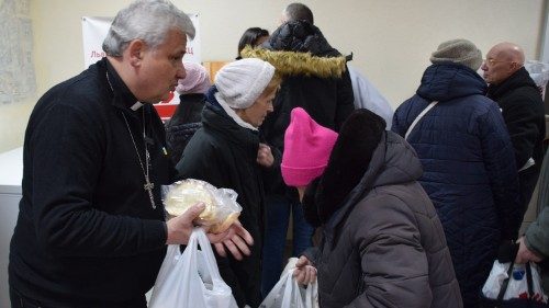 Брат Алоис и кардинал Краевский встретят Рождество в Украине