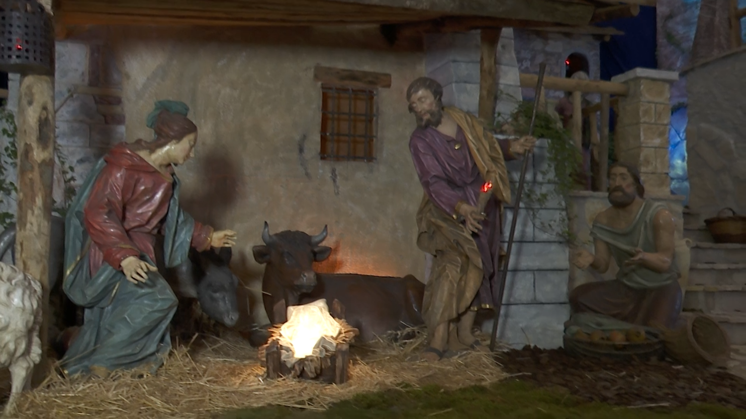 圣伯多禄大殿圣诞马槽：以热忱和团结打造成的艺术品- 梵蒂冈新闻网