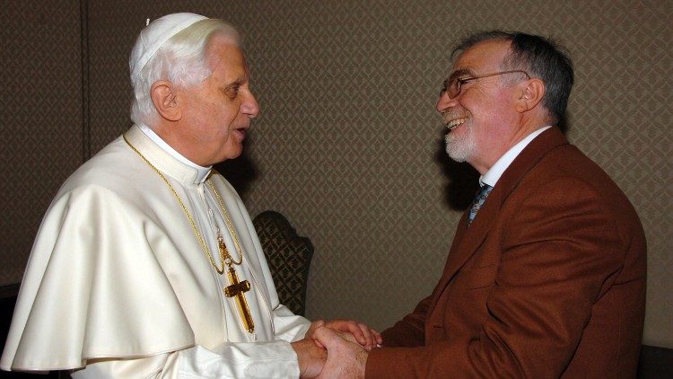 Elio Guerriero incontra Papa Benedetto XVI (2007)
