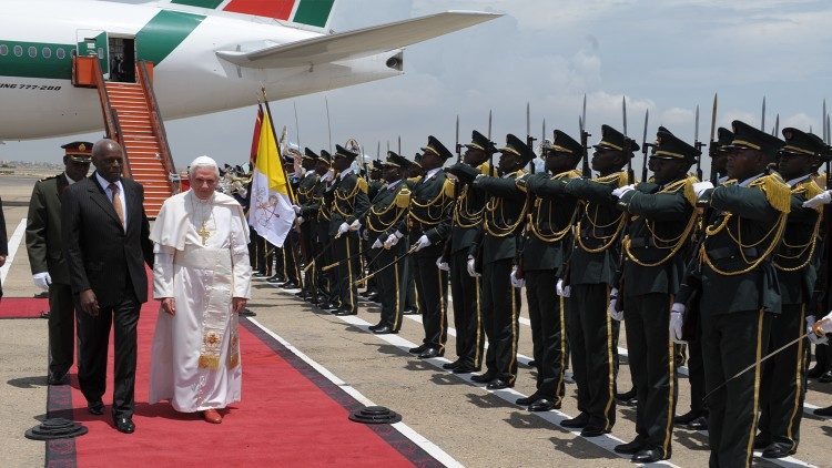 Papa Benedikto XVI Africae munus- Angola